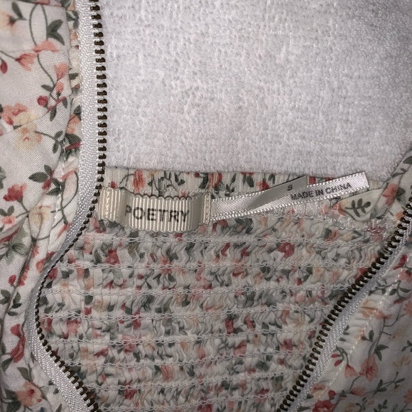 Poetry top in Small - Picture 3 of 4